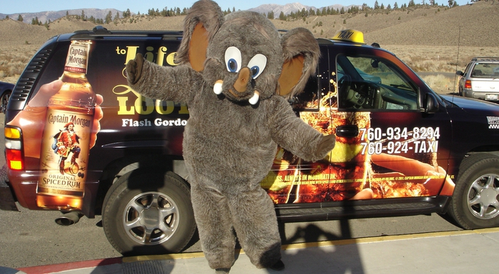 AIRPORT RIBBON CUTTING 013